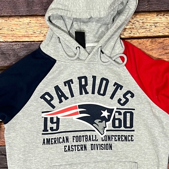 New England Patriots NFL Football Hoodie Womens Jumper Sweatshirt - Picture 2 of 3